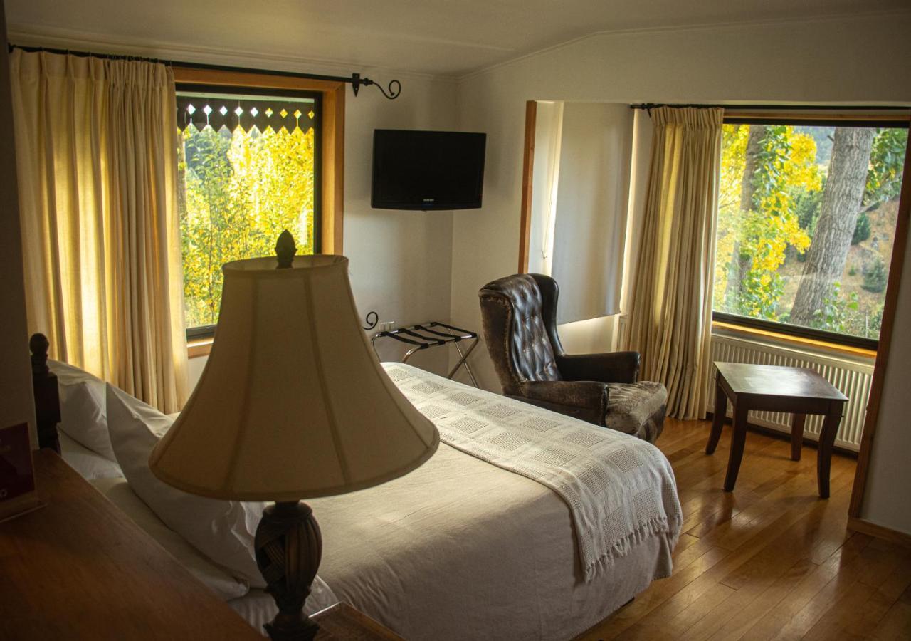 El Reloj Hotel Coyhaique Esterno foto